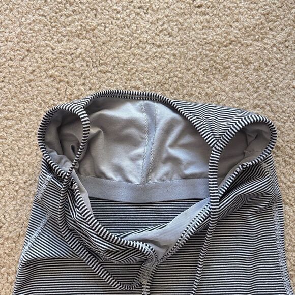 Lululemon Power Y Tank Top Tonka Stripe Black Heathered Medium Grey 4 - Picture 9 of 10